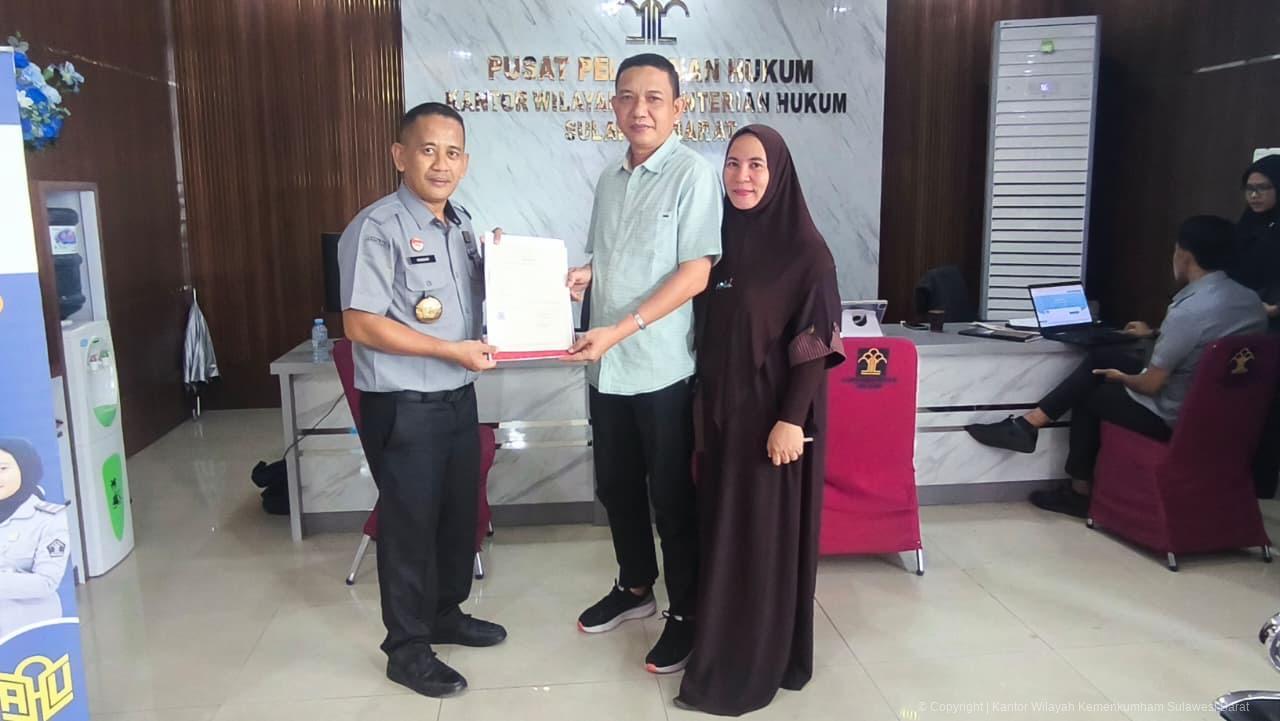 0eb03e96-ffb9-4fc4-b0fc-15354350e11d