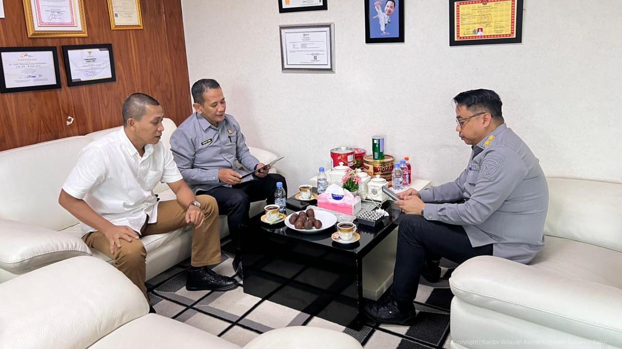 4b2523f4-39e7-4928-bc41-ea4308c06054