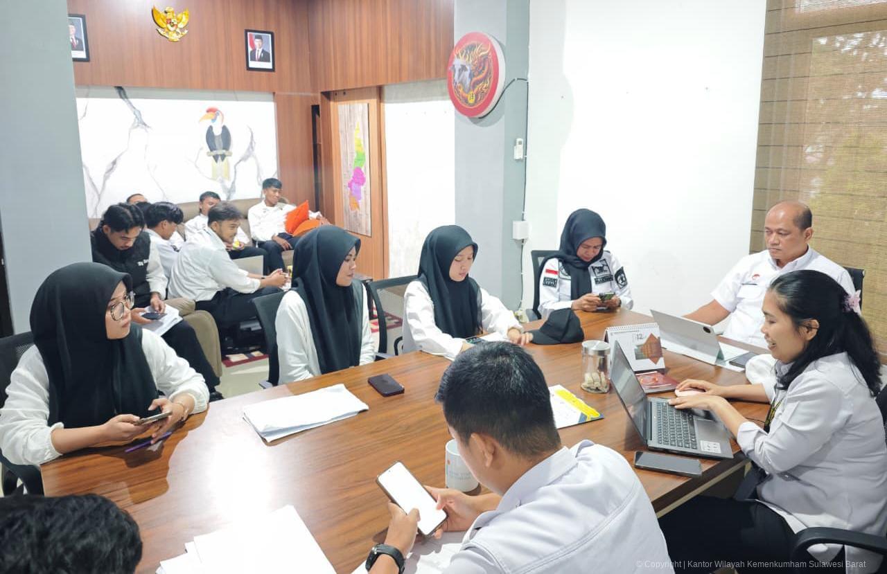 4da01aad-d665-49e2-a32b-f8980e9d884f