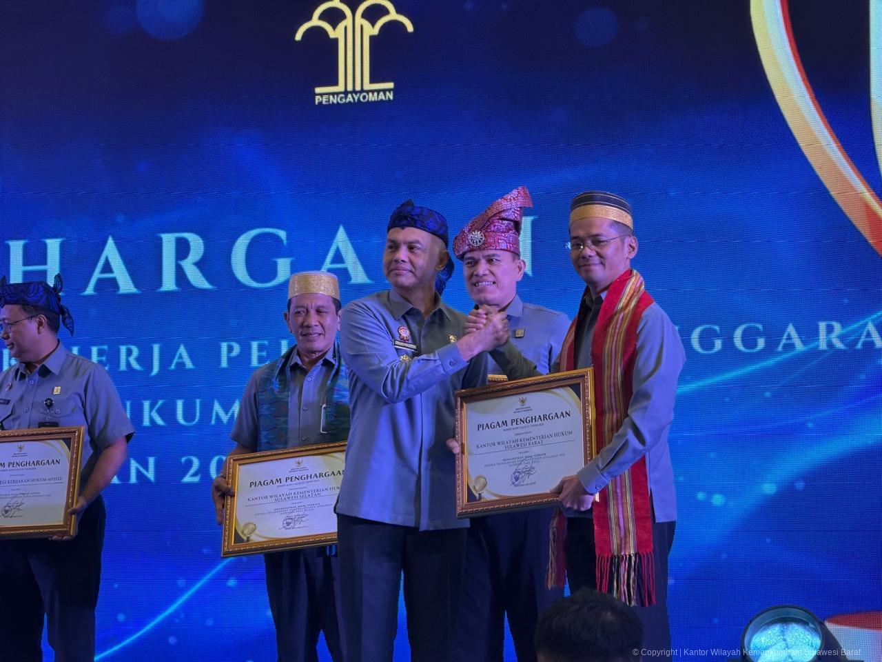 6adecead-e554-4a5f-9b1b-a506ea0fd965