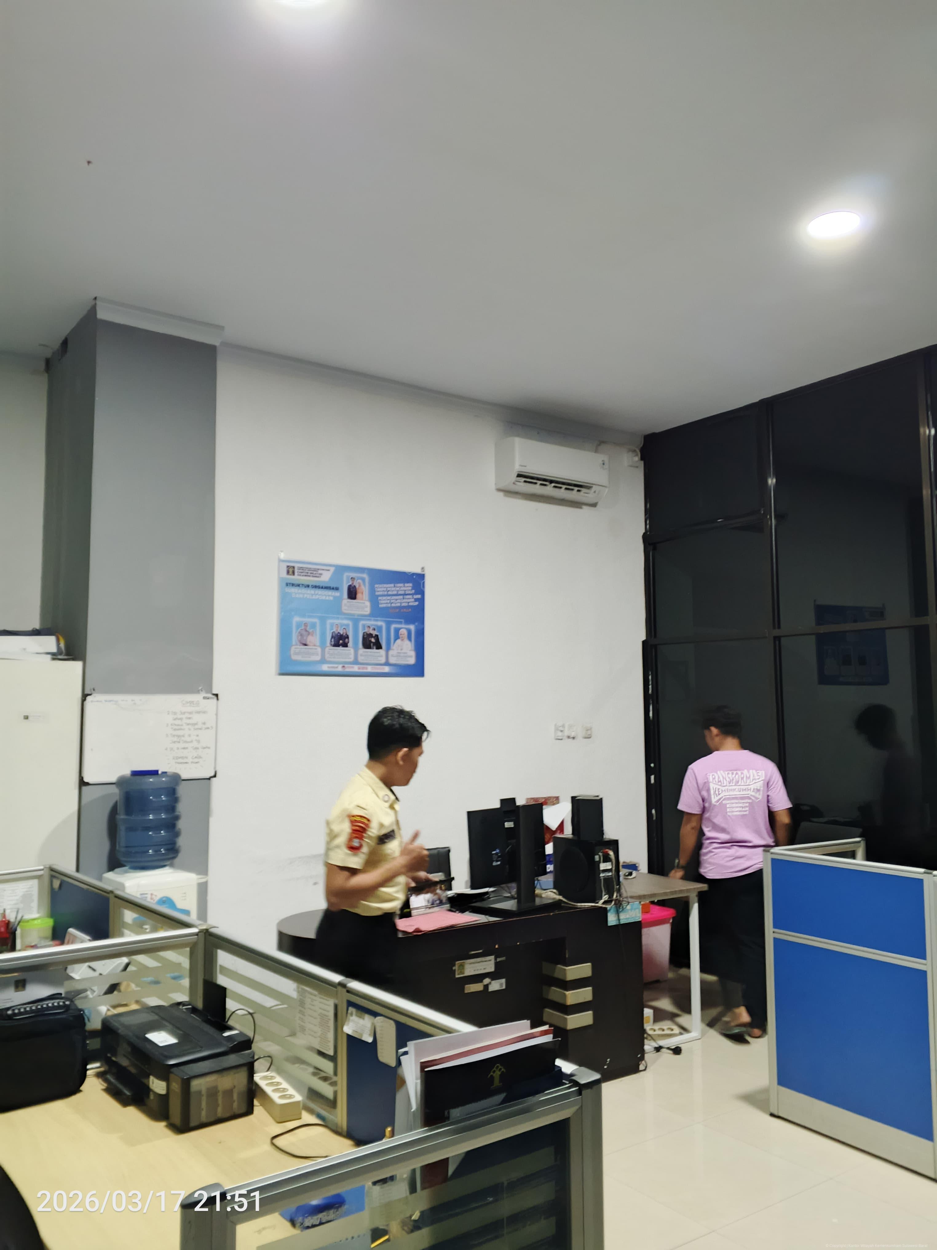 Kakanwil Kemenkum Sulbar Minta Jajaran Pastikan Keamanan Kantor Jelang Libur Nyepi dan Idulfitri 2026   