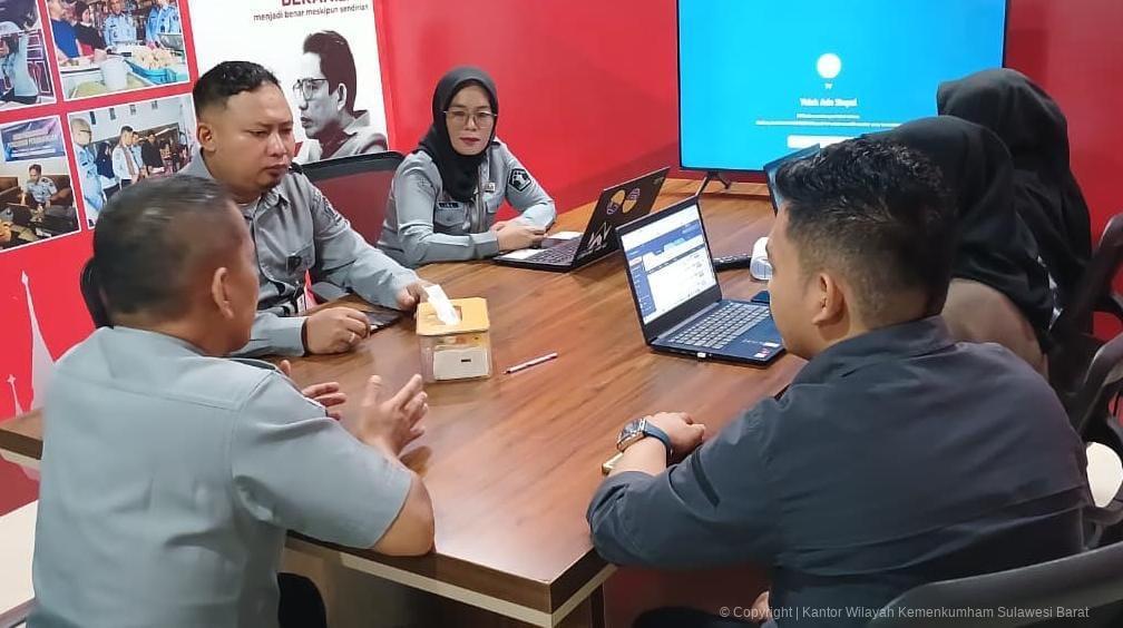 8feef68d-7249-4849-a0c5-a459816aca55