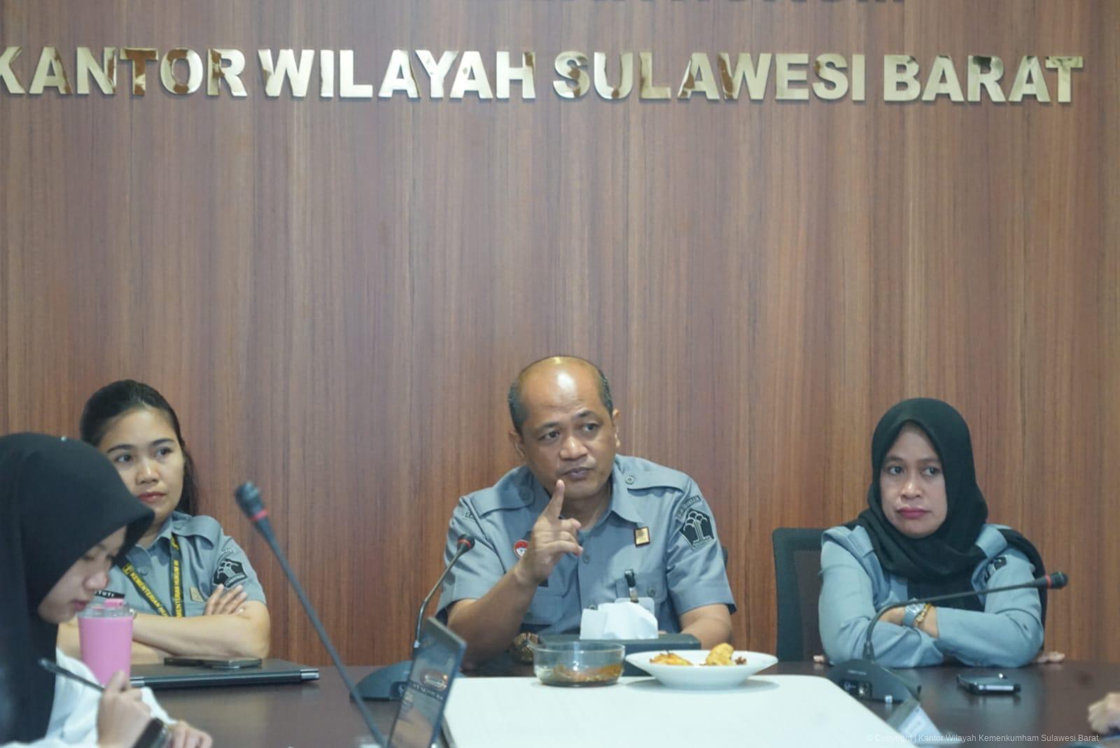 a651b484-c8c0-4f1f-aa8d-9338e357f0d1