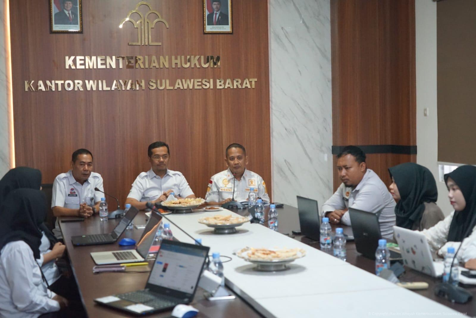 ab716f6f-b1d4-4f1e-8424-d5aa51b5360a