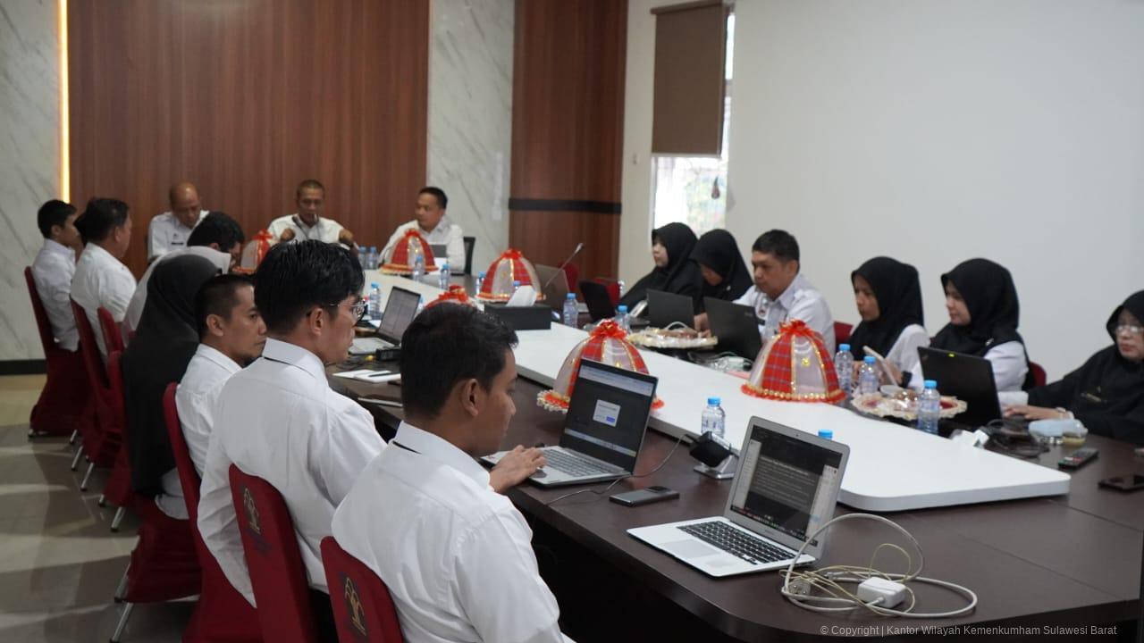 eed67c33-e2cb-4e31-98a2-adfb12a8e6f7