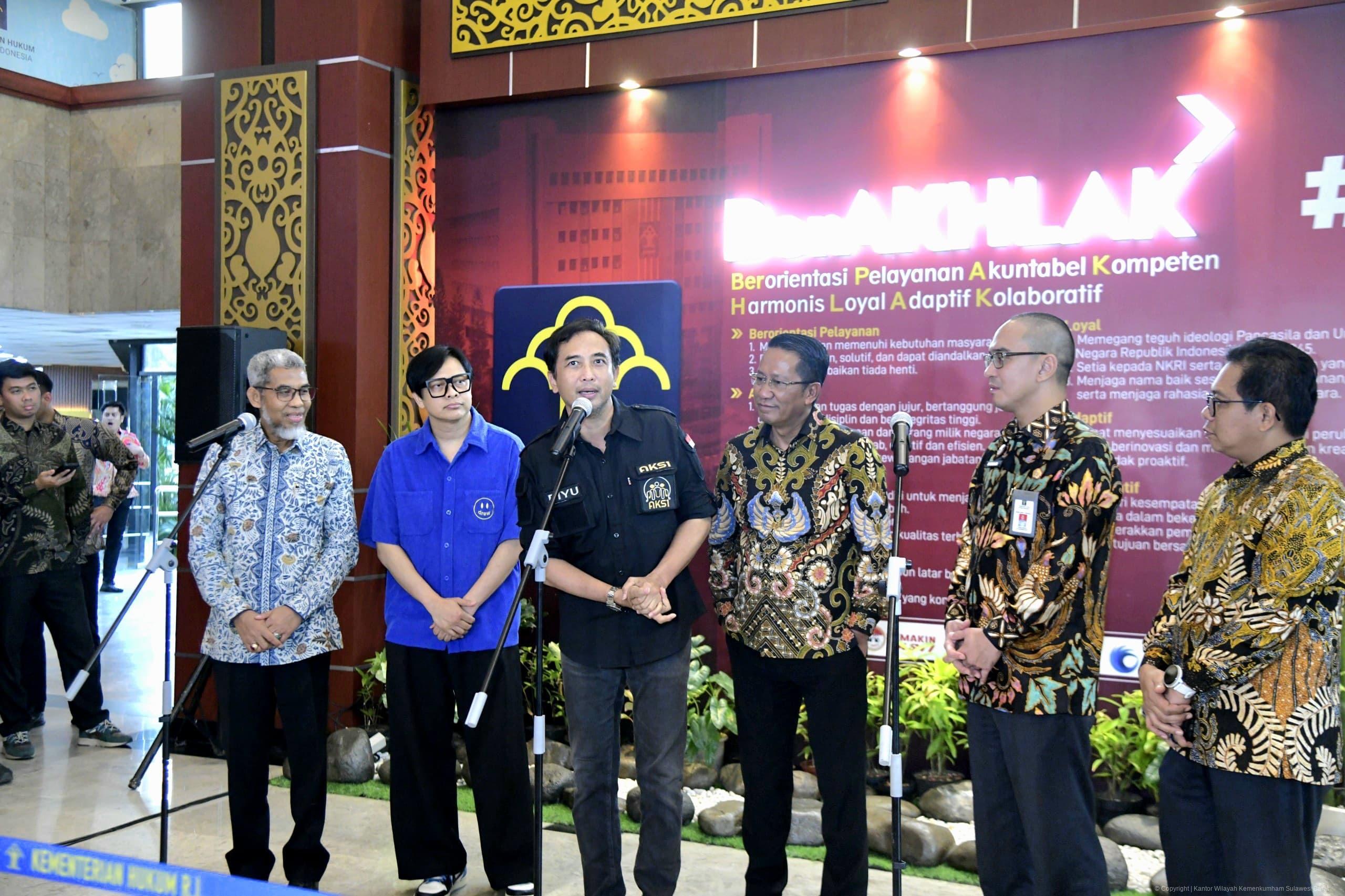 Nomor telepon 064eb846 9970 4530 8661 49bf6185fa60