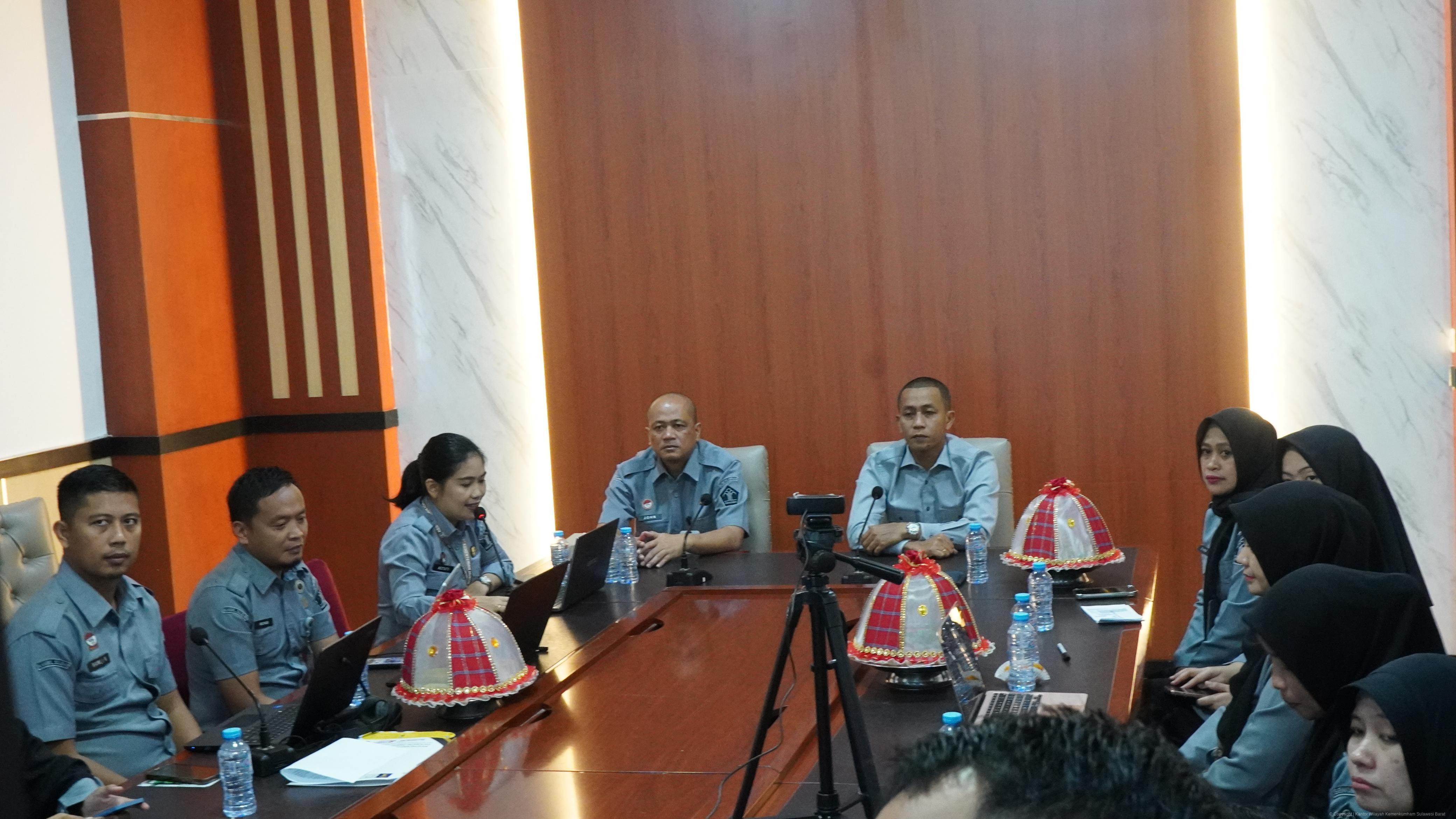 0b4b14d3 e665 4c26 b06a 96ed4a8e38aa