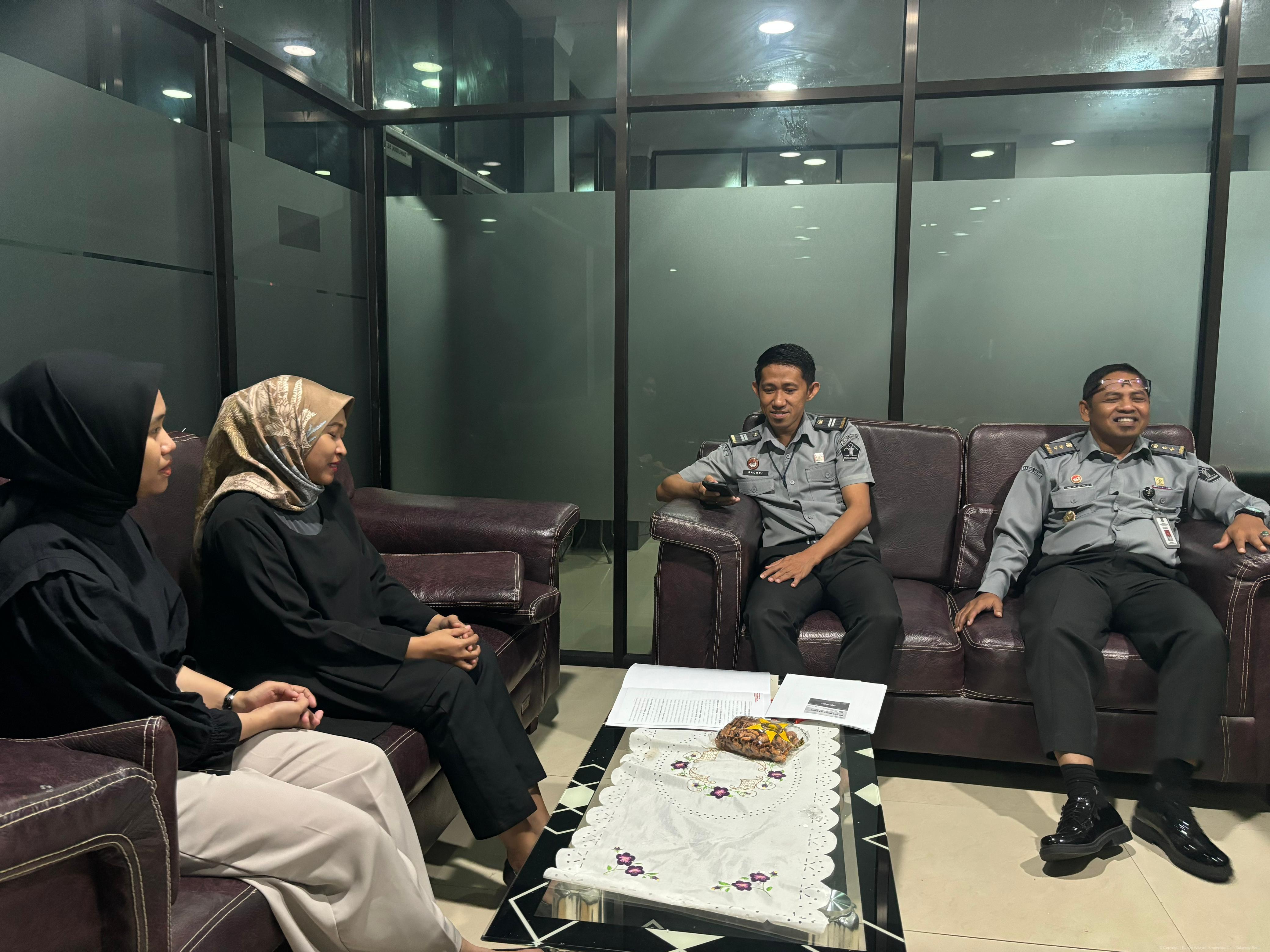 ca4318bd 46d7 43d7 8e93 f70ef557acdb