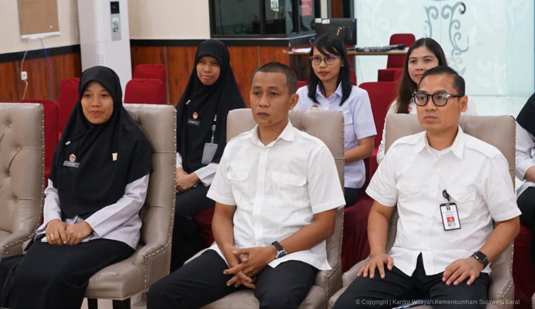 af2f61f4 3003 42ff b994 ddfd15c8c6a6