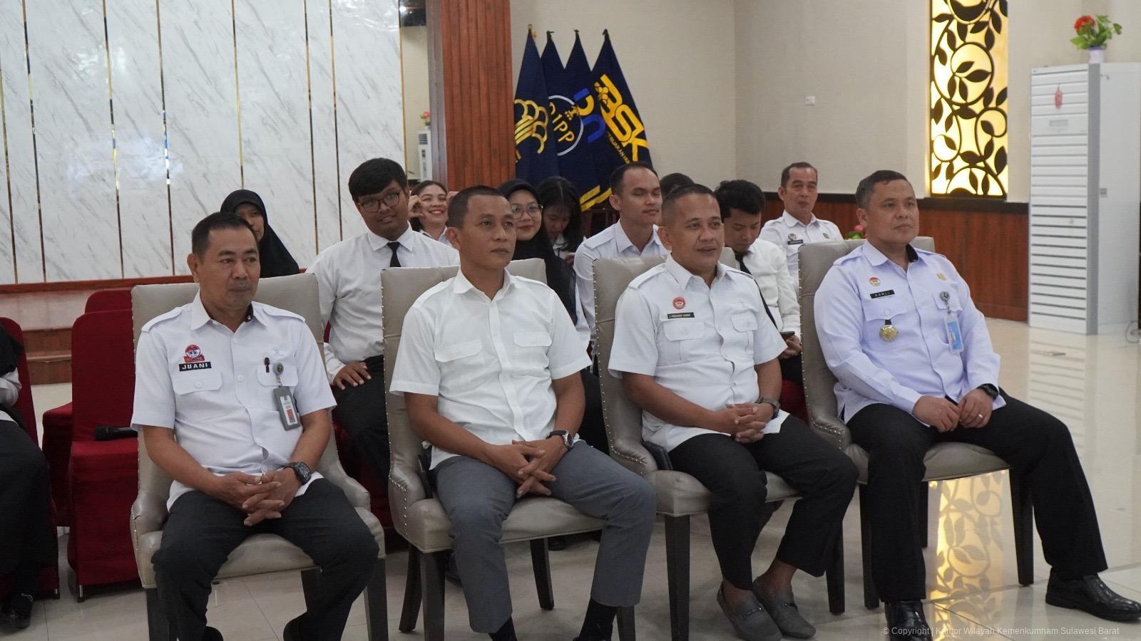 b6c6c7ab d990 4ef3 8f0f 119cbe586578