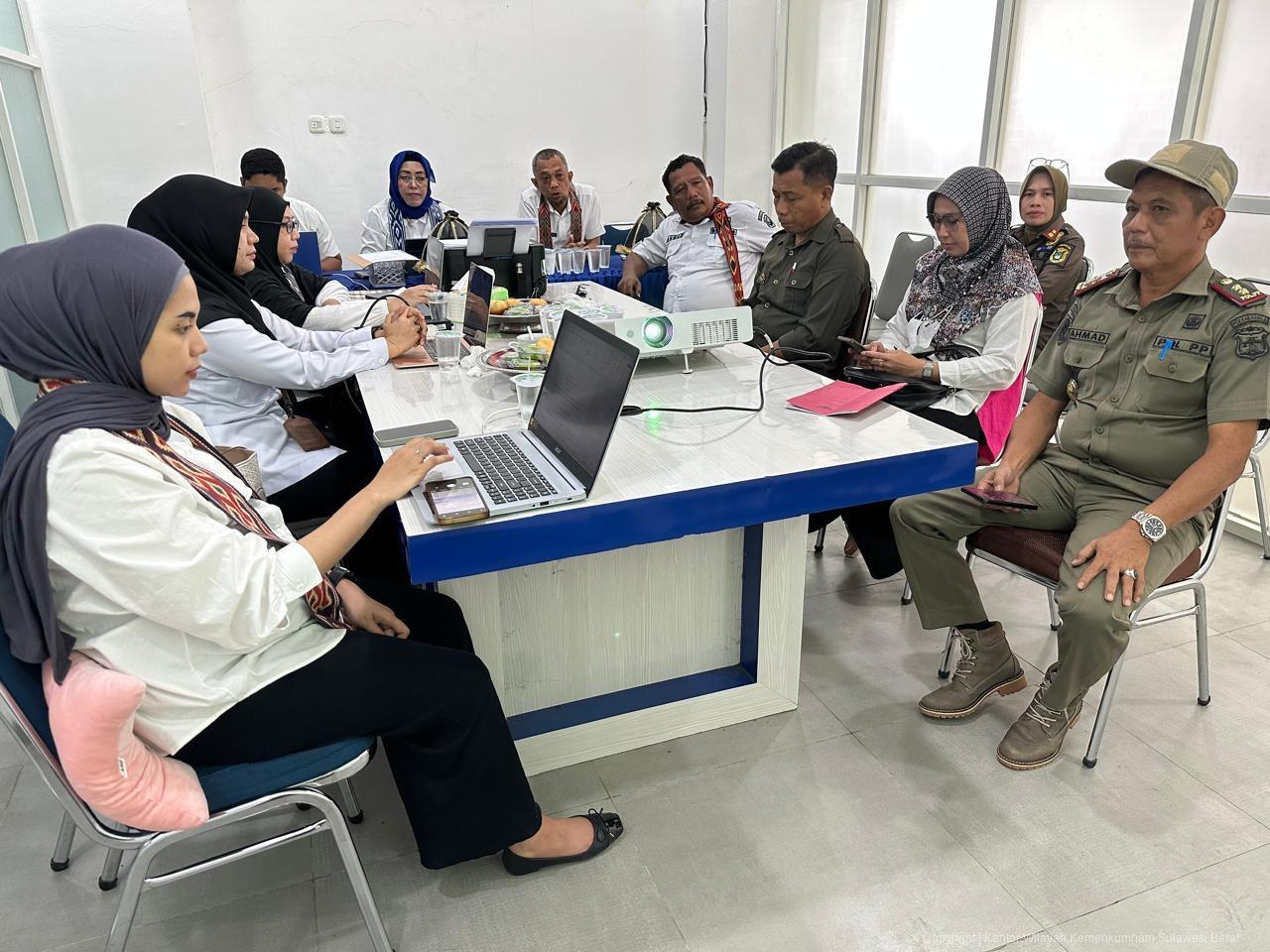 b8176089 a0d0 4037 a6ec 7269f9d195a8