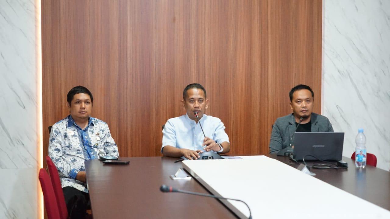 babc581a f3e2 43d4 a3d5 d4e6940344a5