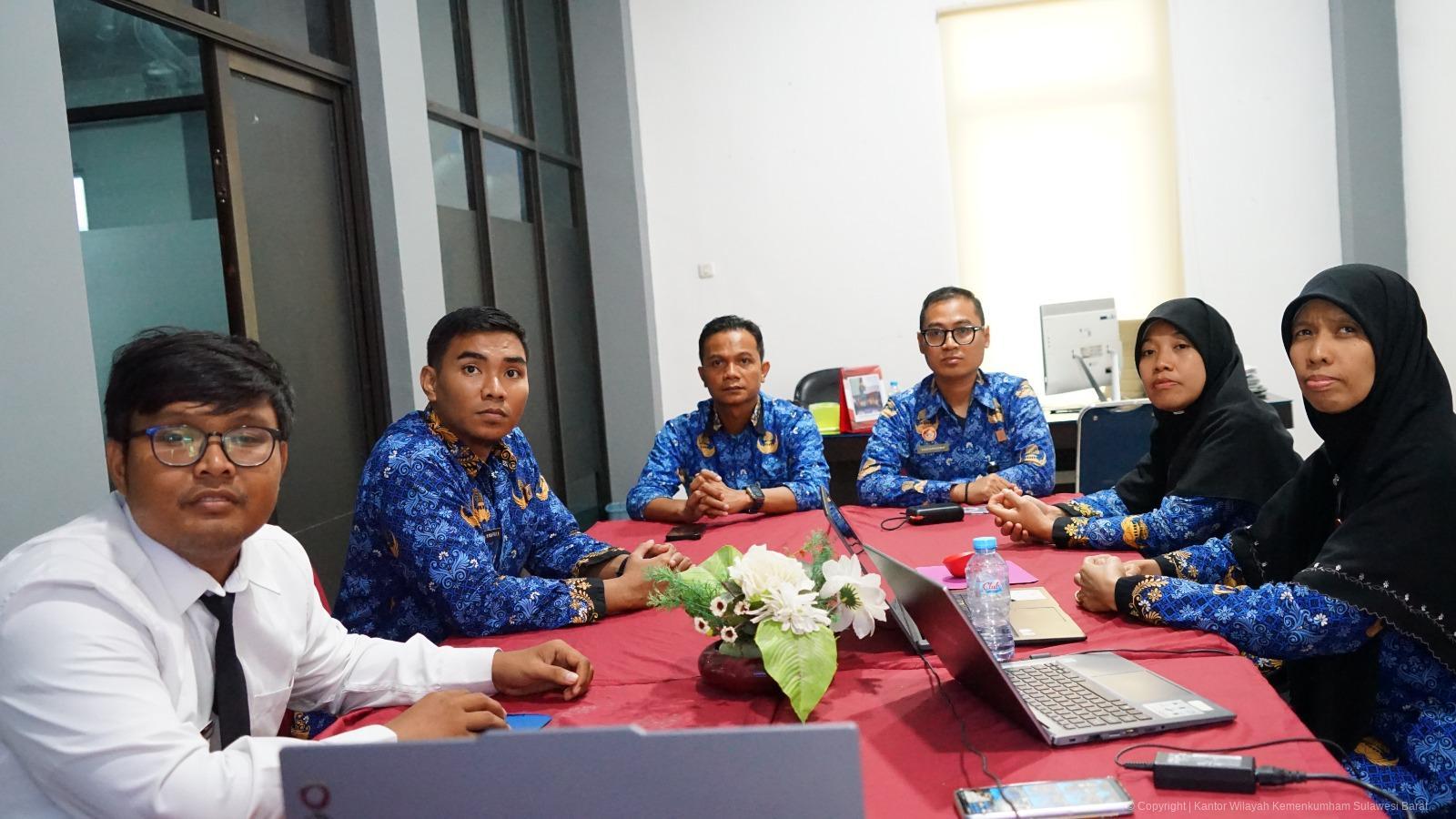 df0ec701 5c7a 41aa 9aca 29a57e381778