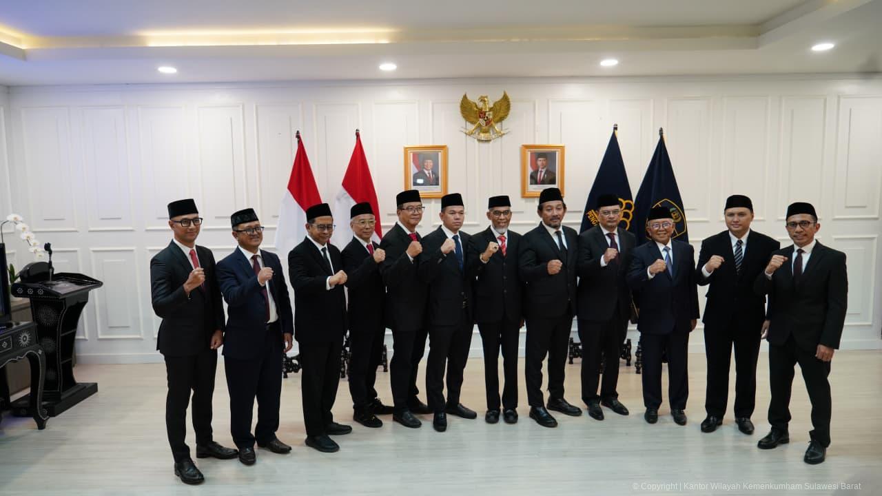 8e6aa8fa 28c3 4e25 80d2 1d0df8c4ab9b