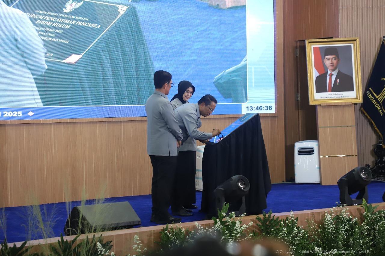 b8fab403 6faa 43f9 9bd0 2f8185e19e67